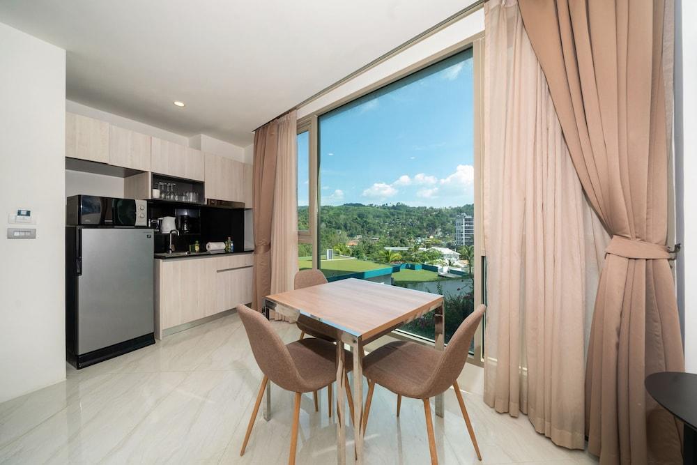 Tropical View Apartment C36 at Oceana