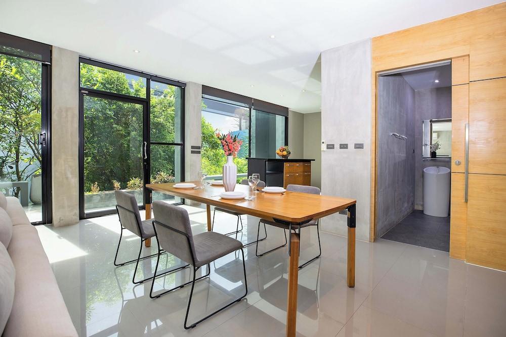 2BR Duplex Pavilion P12 in Natural Park