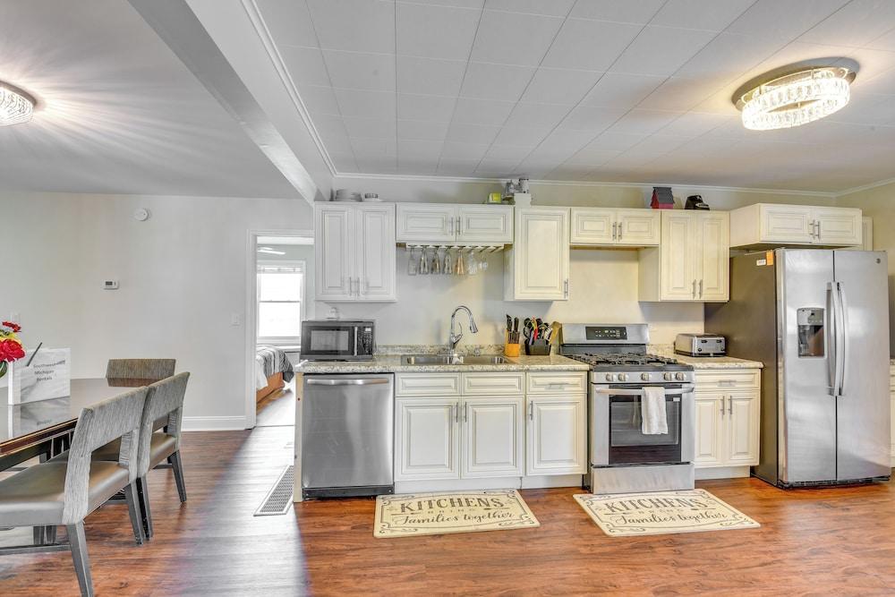 3 Mi to Lake Michigan Access: Sawyer Home w/ Patio