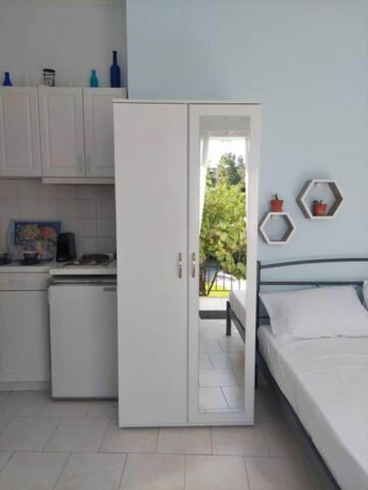 Les Amandiers D2&D3 by Corfu Escapes