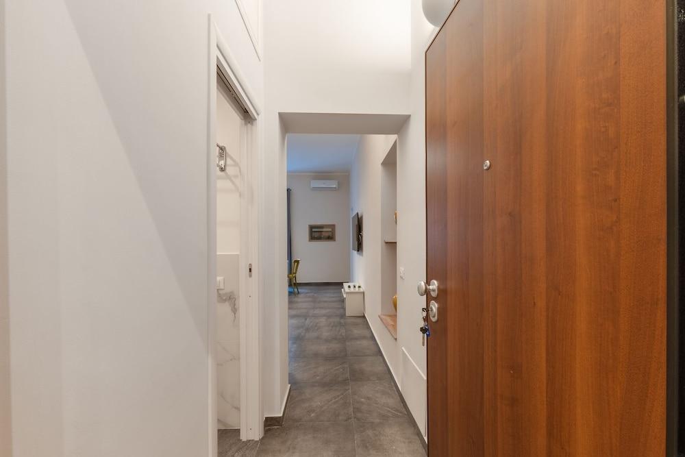 Palazzo Falcone Apartments