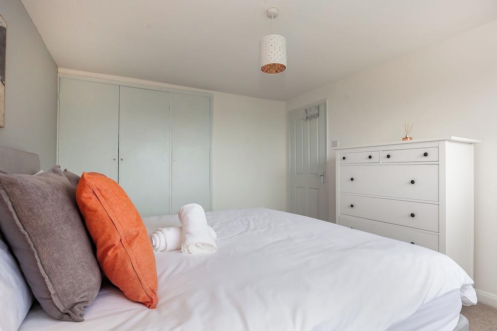 Spacious 3BD with Large Garden in Aynho