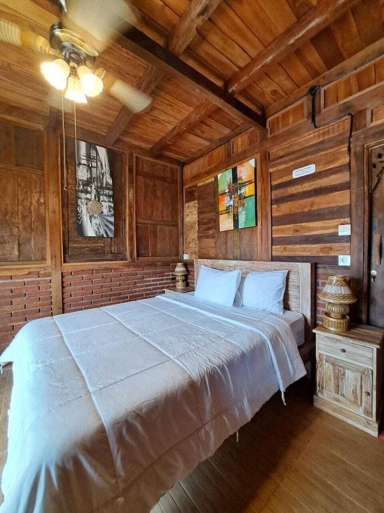 Melasti Mountain Villas