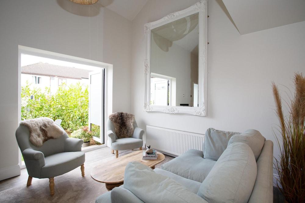 Cozy Wetherby Retreat