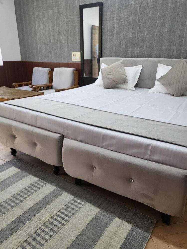 Avexia Funcity Resort