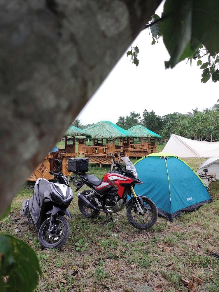 The Waves at Socorro Baler- Hotel A