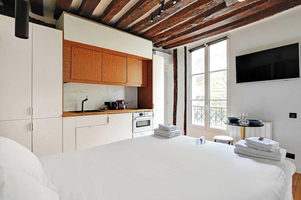 Résidence Paris ARCHIVES