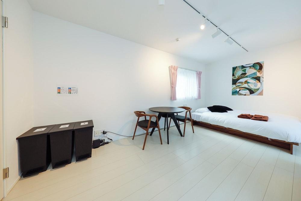 Grand Duo Shirokane by Tranova