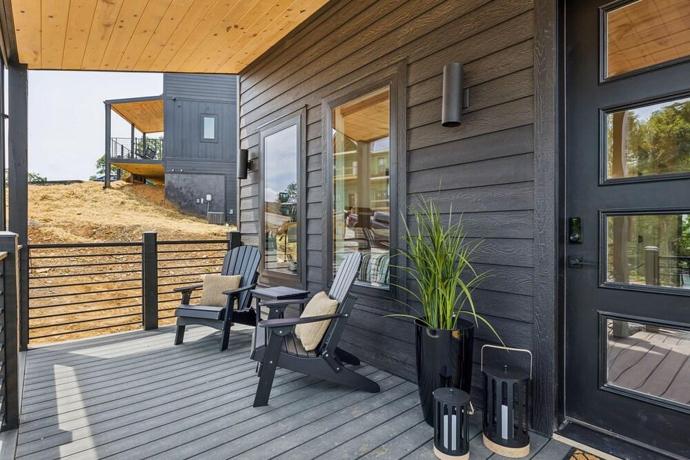 Brand New Private Pool Theater Game Room