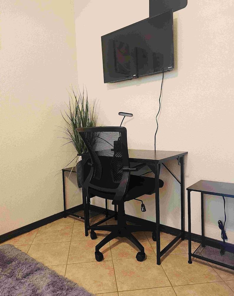 Apartment Near University