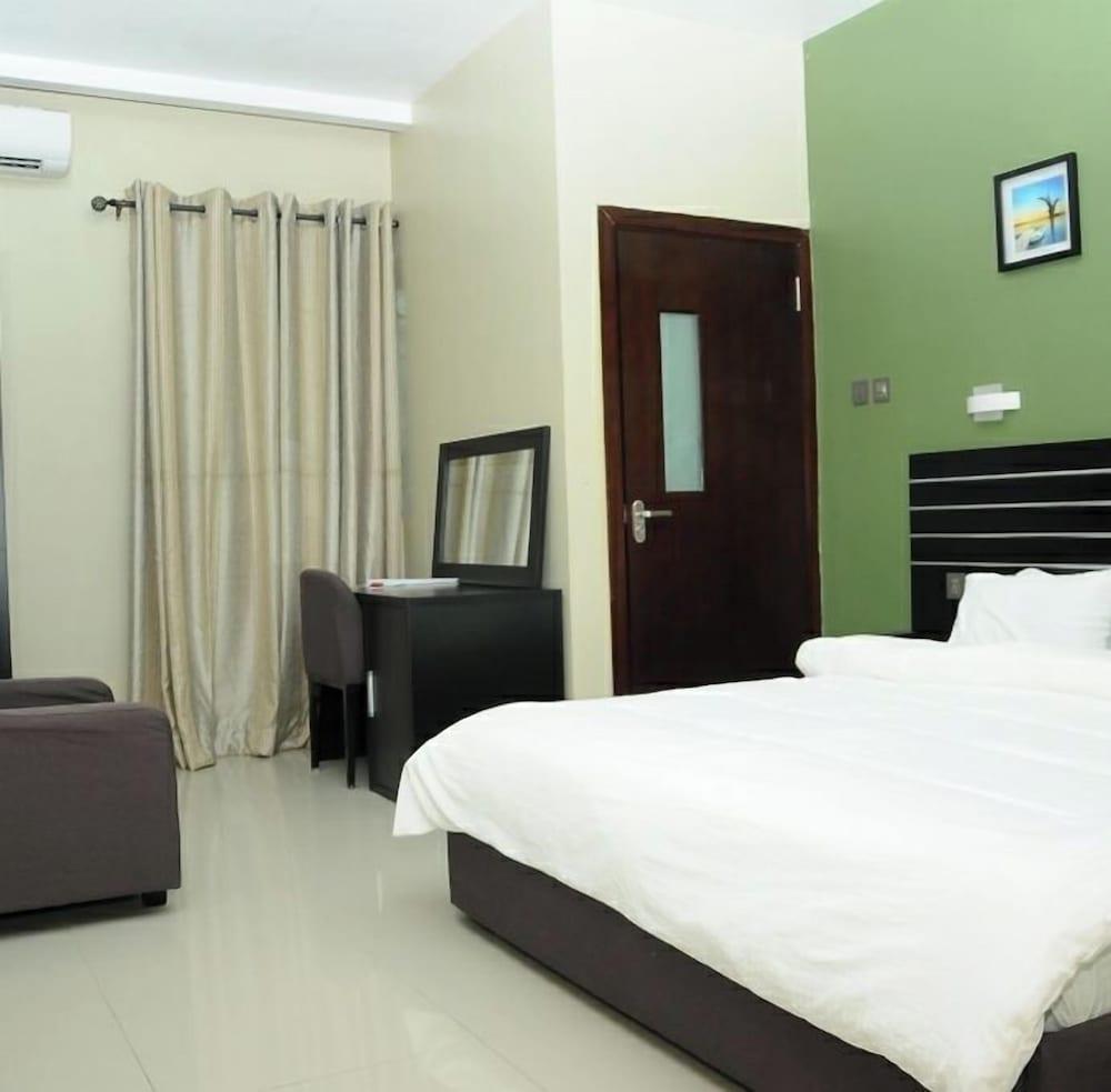 Albertville Luxury Rooms