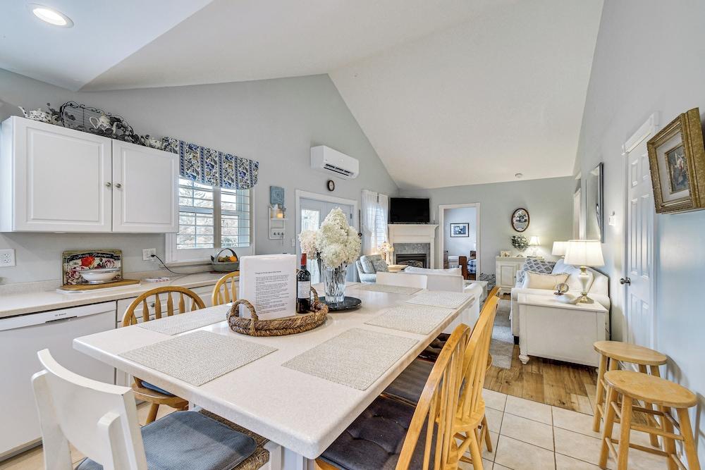 Seneca Lake Retreat w/ Deck - Walk to Wineries!