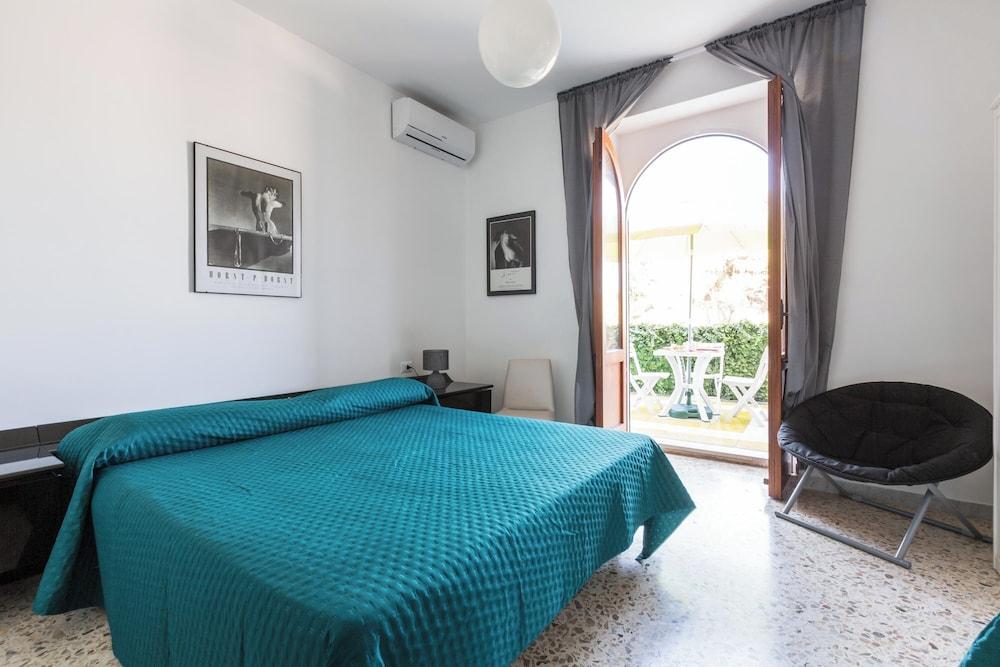 4008 Villa Edera by Barbarhouse