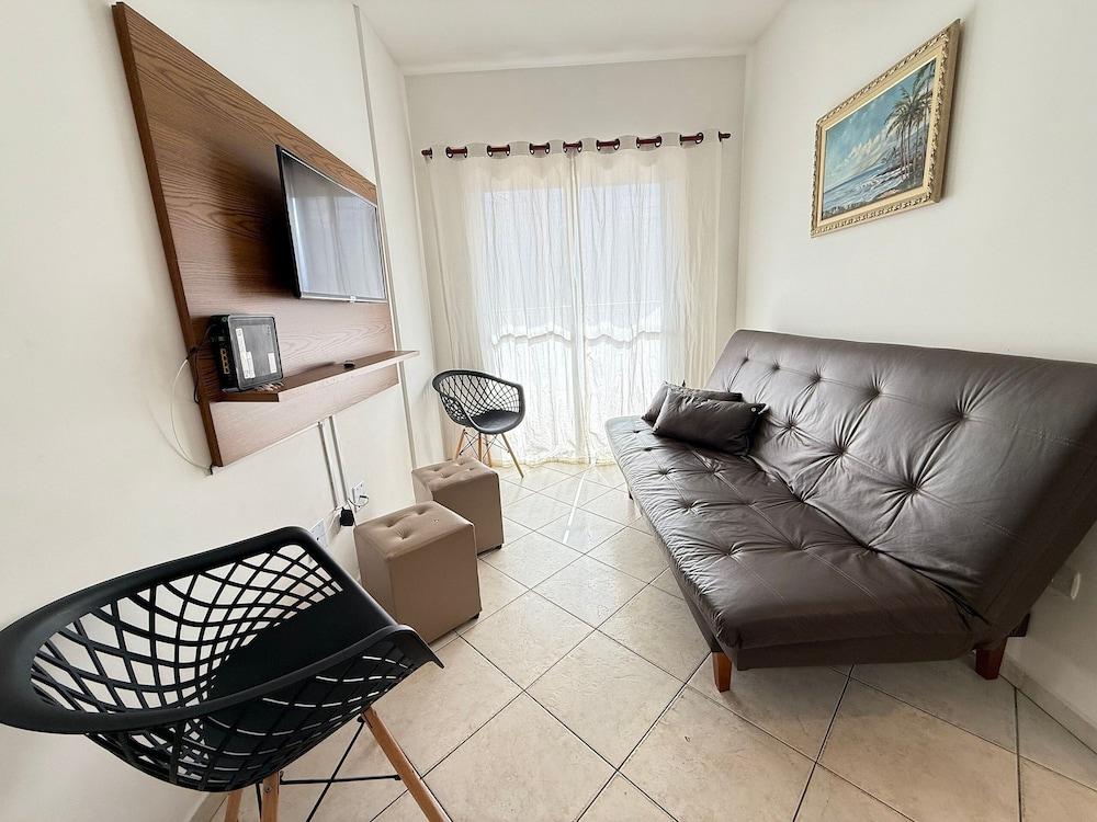 Pé na Areia Praia do Caiçara