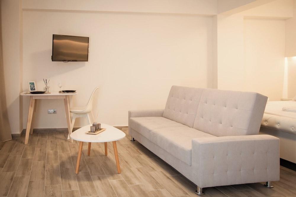 Luxury Studios Kallithea by Corfuescapes