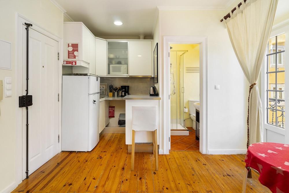 Central Alfama Hideaway Perfect To Explore Lisbon