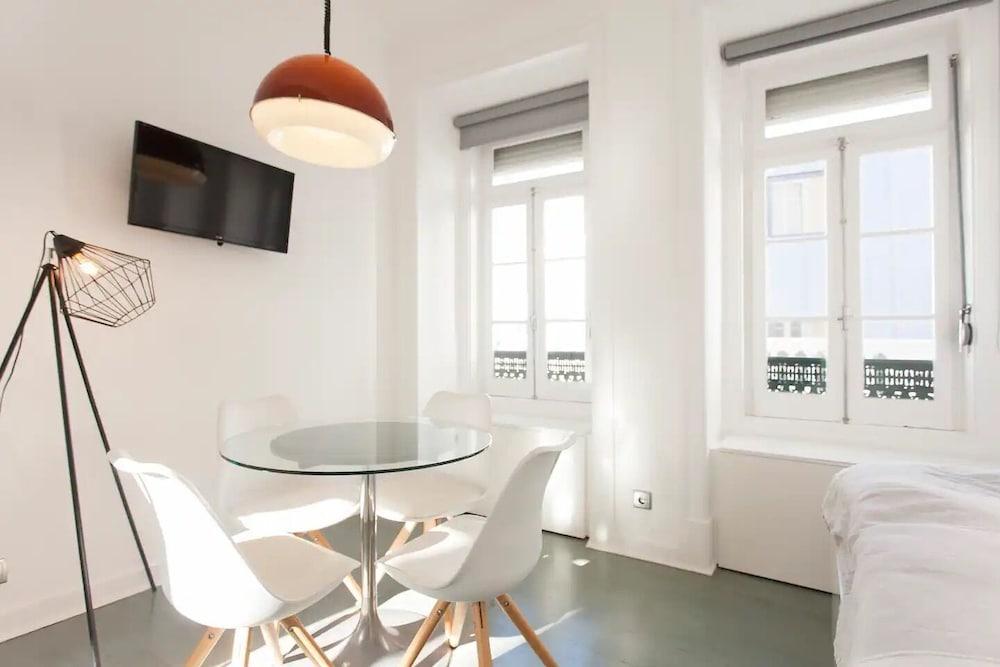 Chic Studio Located In Lisbon Historic Centre