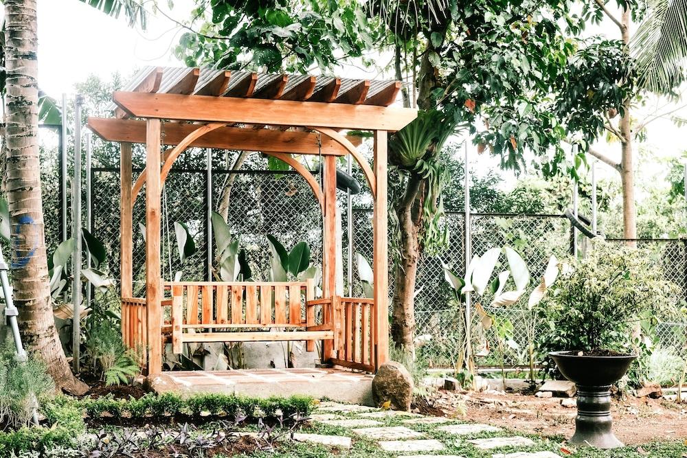 Shepherd's Ridge Mountain Resort