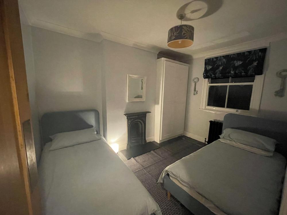 Shepherds Bush London Retreat