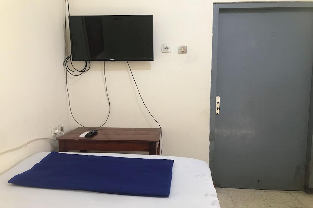 Hotel O Gunung Mas Homestay