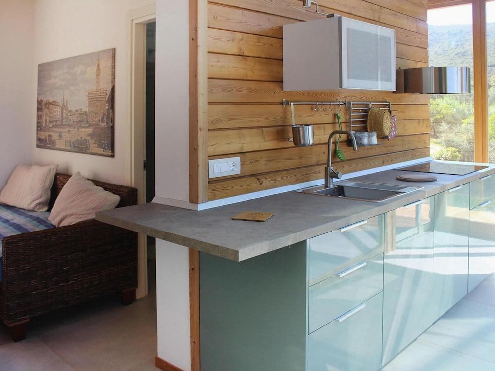 Holiday Home Magazzini With Sea View