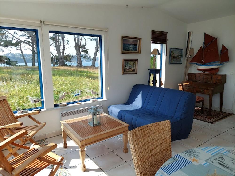 Villa in Le Faou With Panoramic Sea Views