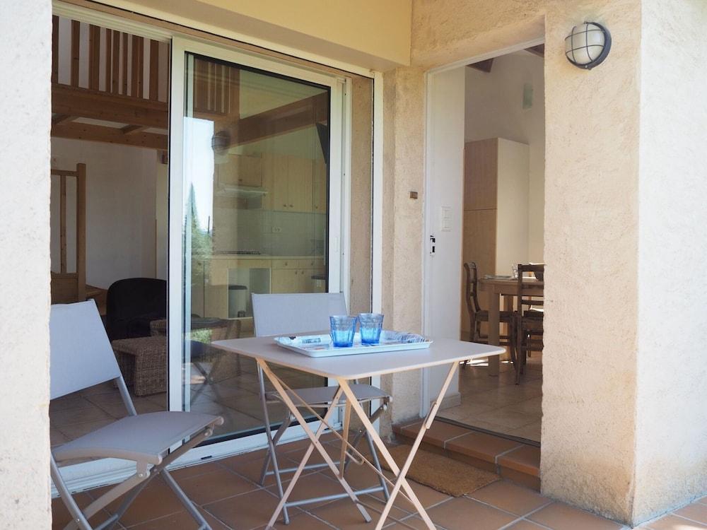 Cottage in Luberon Near Apt Market
