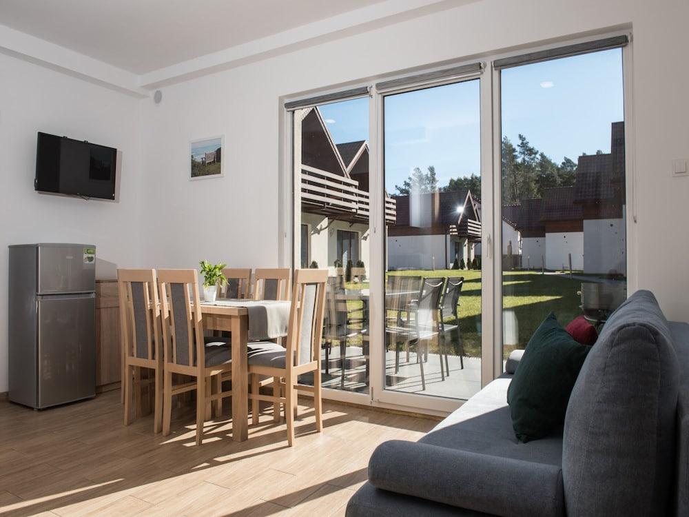 Spacious 3-room Apartment, Summer Pool