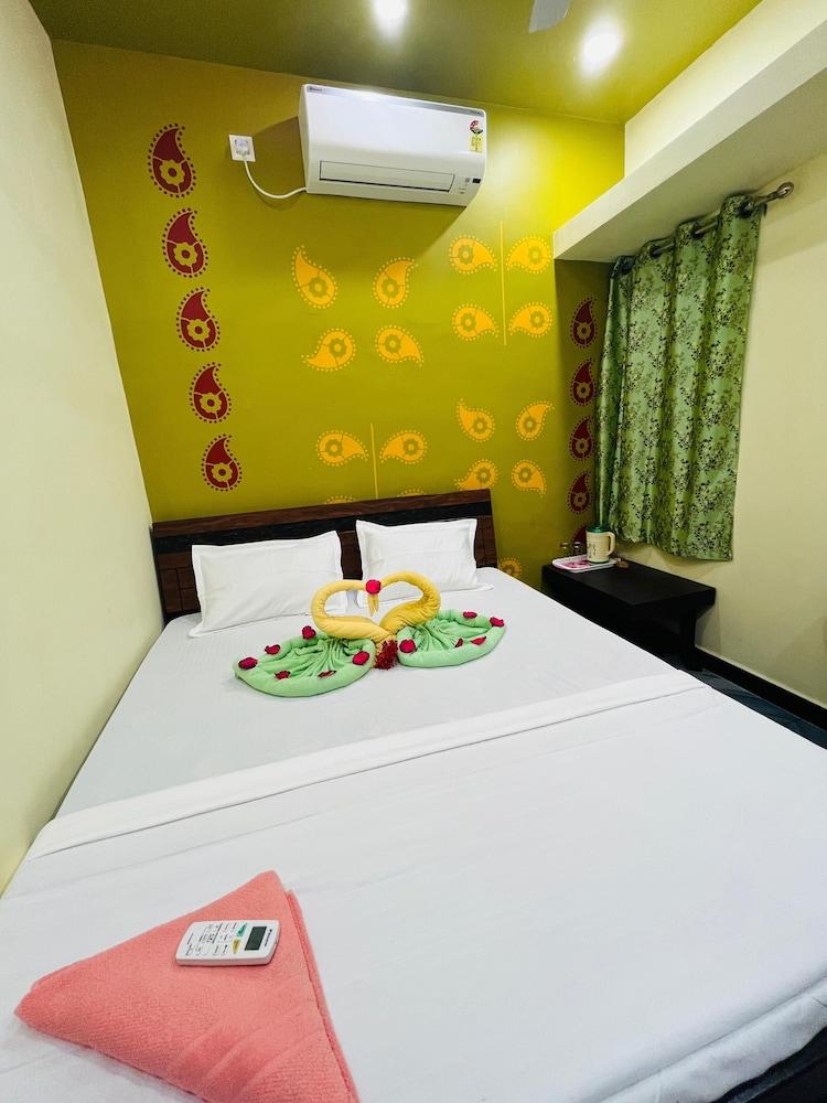 Shree keshrinandan home stay