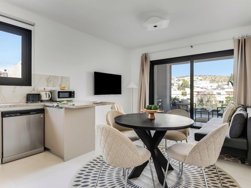 Sanders Triple Limassol