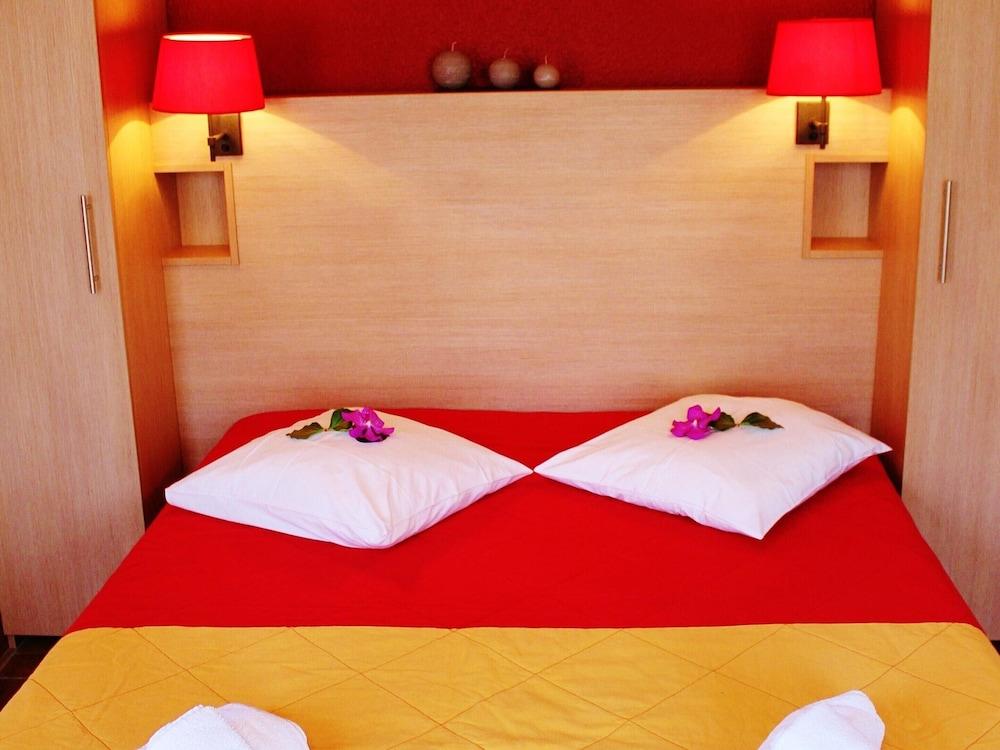 Apartment With Balcony or Terrace