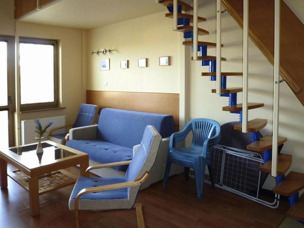 Apartment for 4 People in Swinoujscie, 300m to the Beach