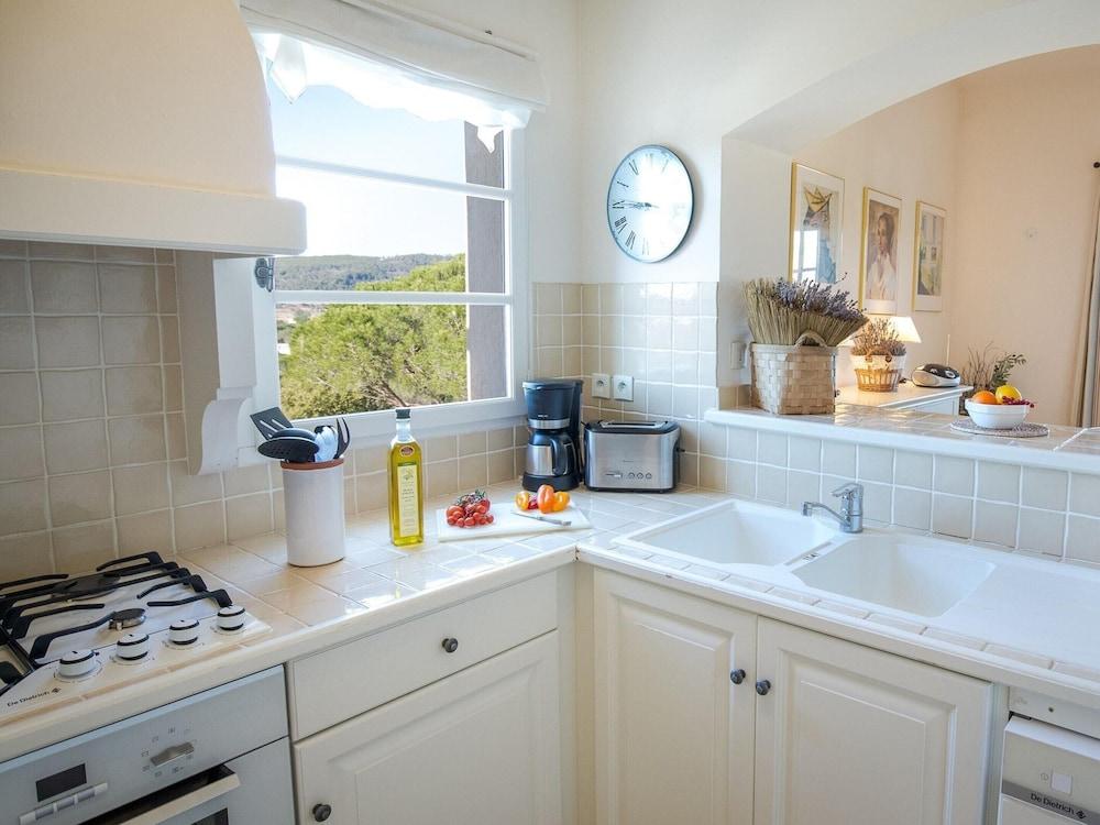 Resort in Var With Golf & Wellness