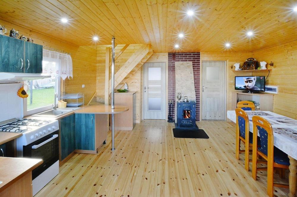 Cottage by Lake Ostrowieckie With Private Beach