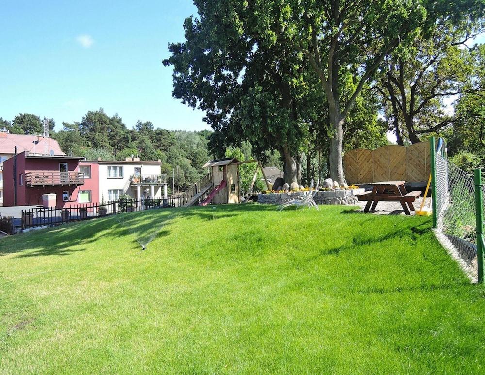 Bungalow in Miedzyzdroje With a Terrace