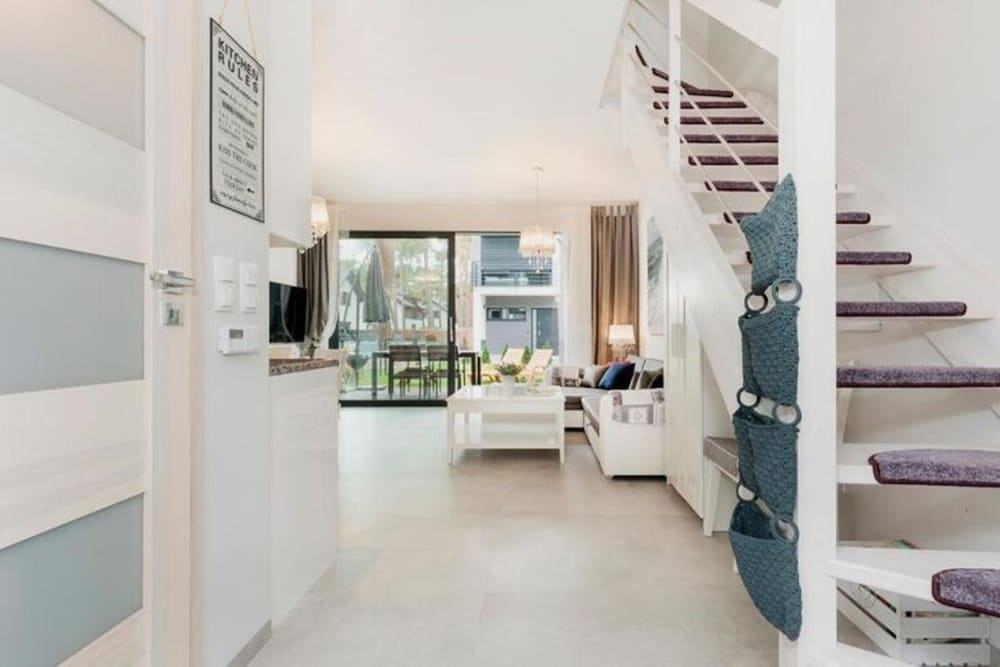 Comfortable Holiday Home With Garden, Summer Pool