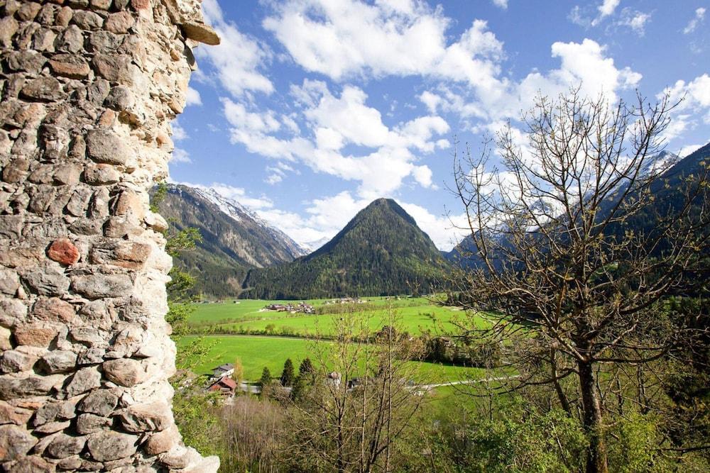 Apartment in Hohe Tauern Near Wildkogel Arena