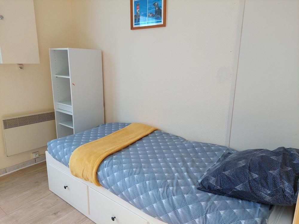 Stone House in Plouarzel Near Sandy Beaches