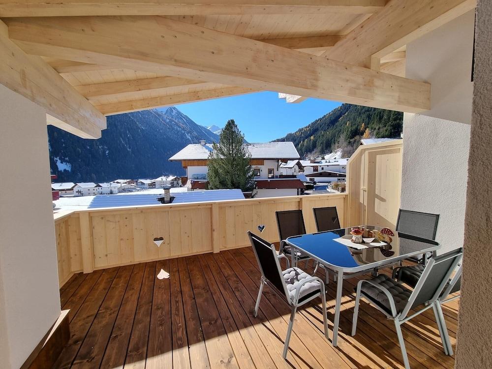Apartment in Stubai Alps With Supercard