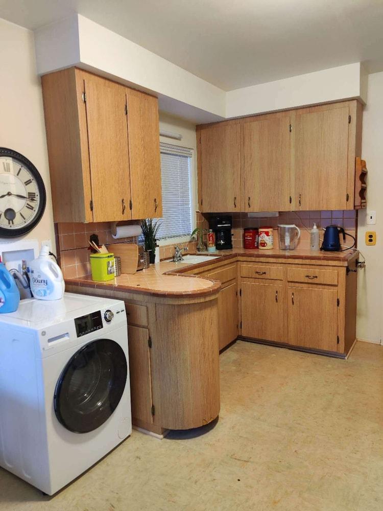 Scenic and Radiant Haven - Vancouver