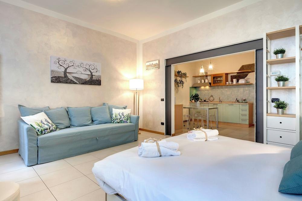 Mamo Florence - Charlize Apartment