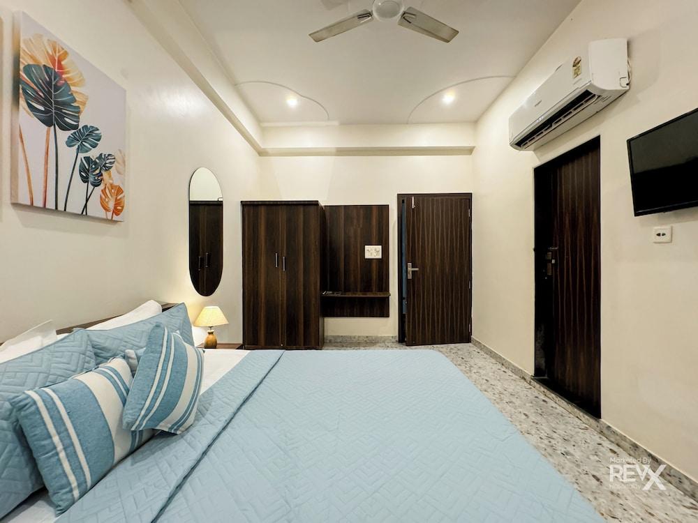 Hotel Vrinda Sarovar