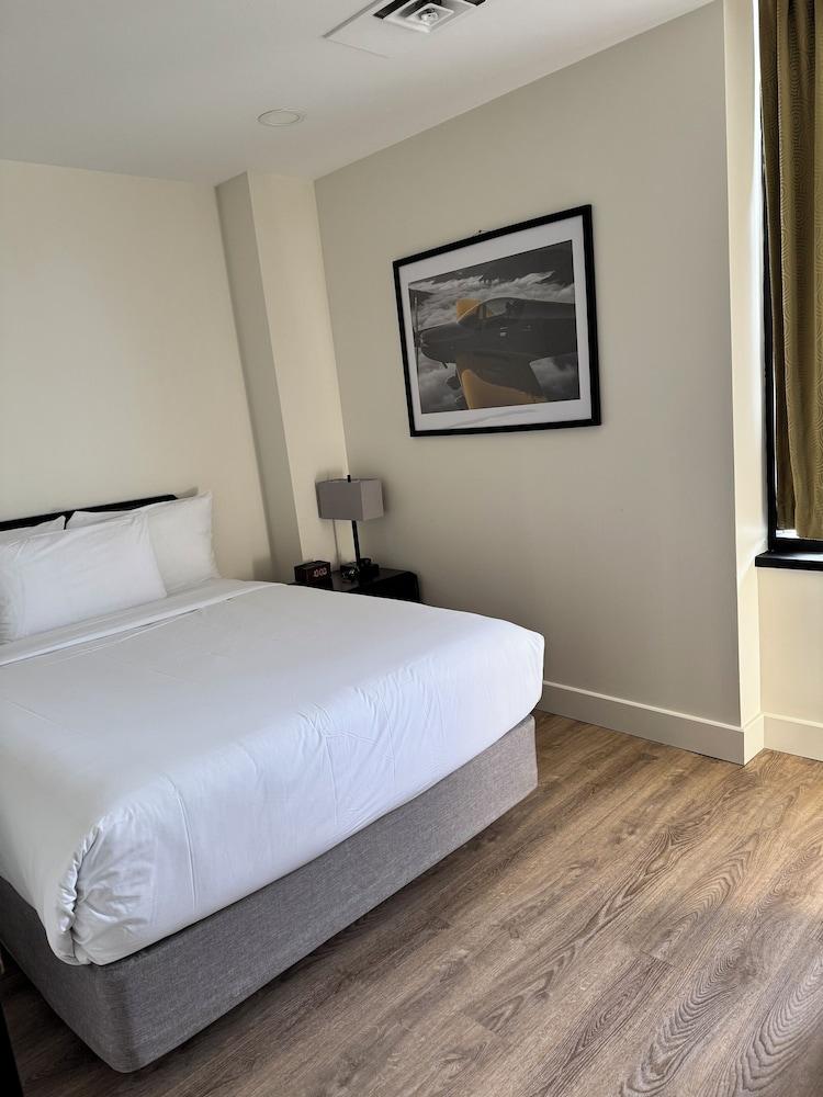 Dev Hotel and Conference Centre