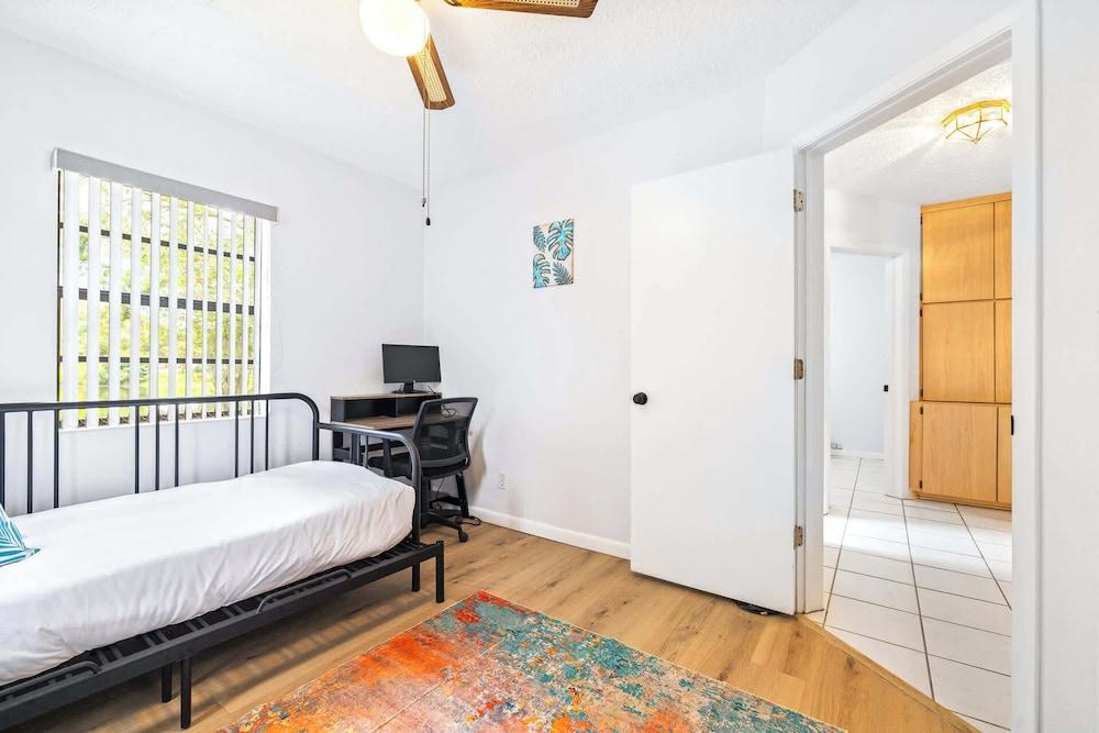 Quiet Oak Retreat Serene 3 BDR