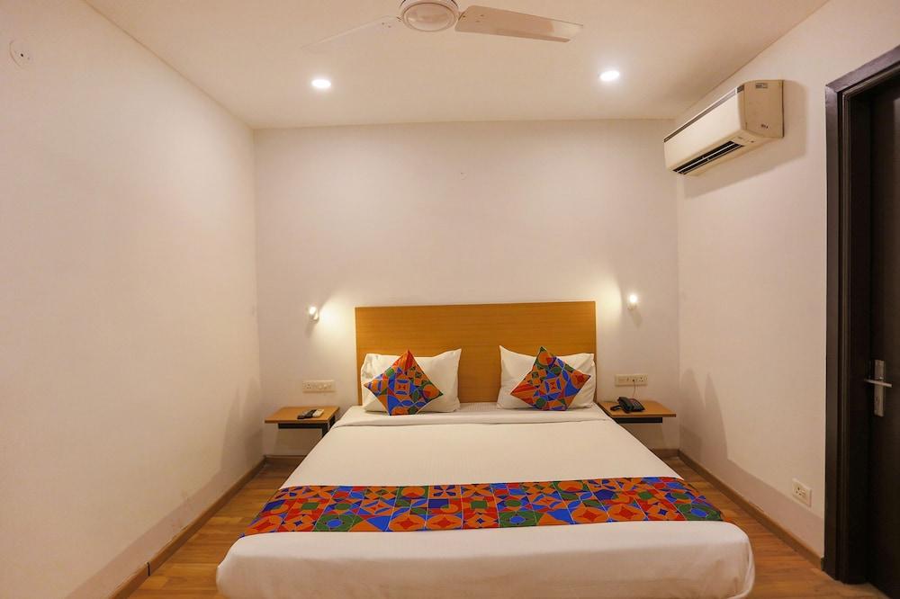 FabHotel A One Paschim Vihar