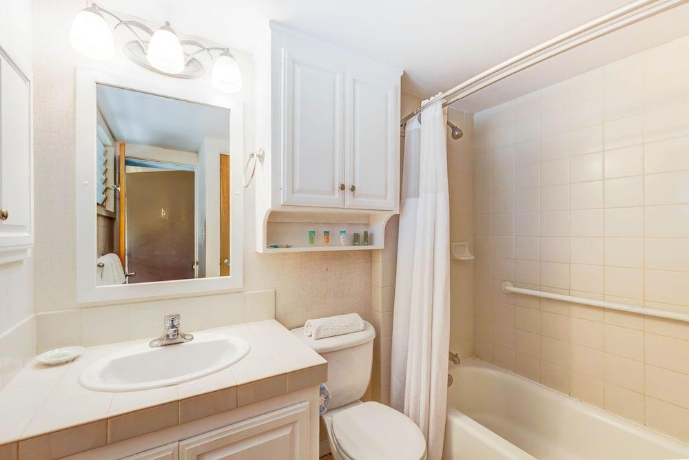 Hanalei Colony Resort H4