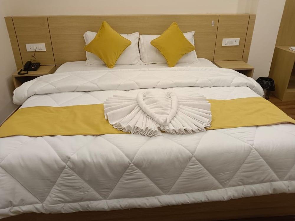 Goroomgo Kings Palace Gangtok