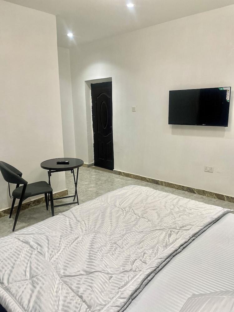 Bilak Luxury Apartments & Homes Ltd