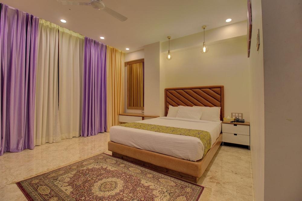 Greenstones Boutique Hotel