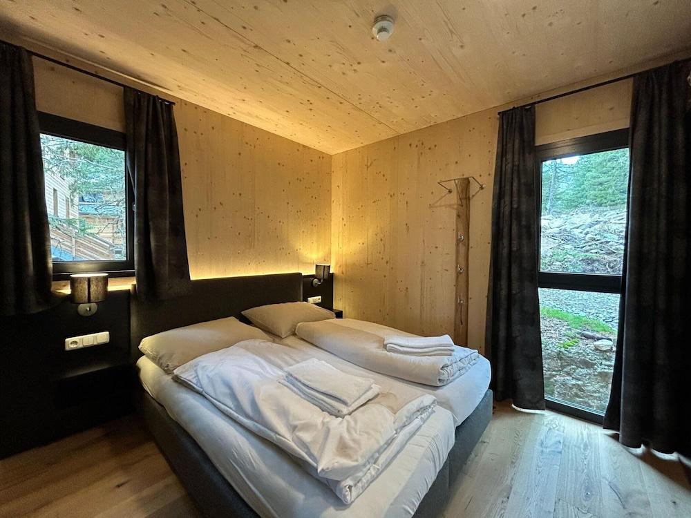 Spacious Chalet With Finnish Sauna